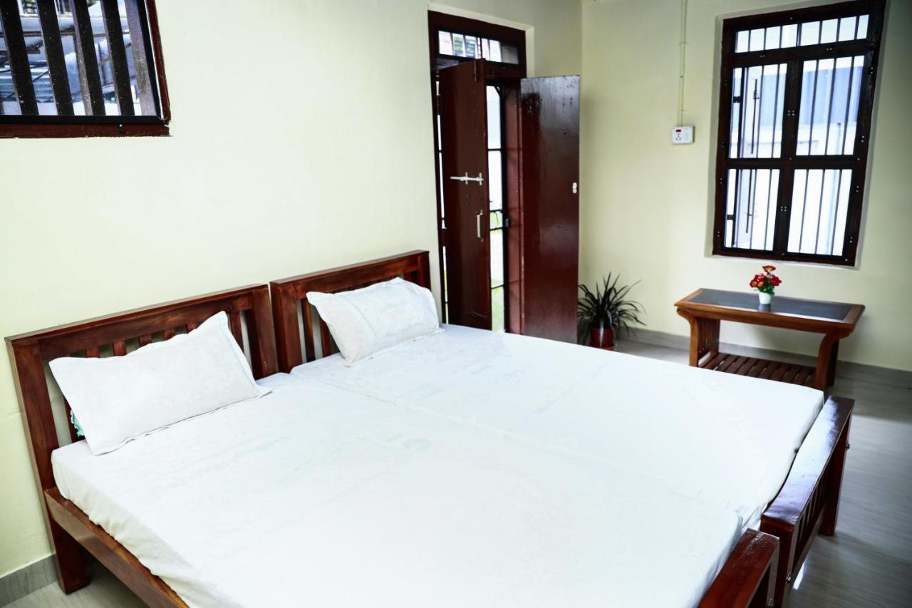 Bobbys Corner Apartment Alappuzha Exterior photo