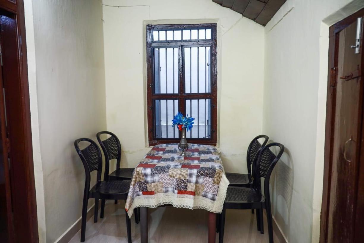 Bobbys Corner Apartment Alappuzha Exterior photo